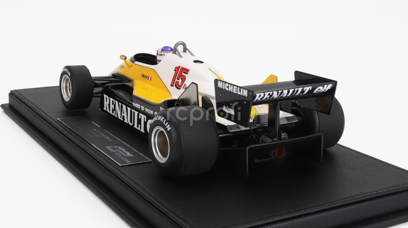 Gp-replicas Renault F1  Re40 N 15 Winner British Gp (with Pilot Figure) 1983 Alain Prost - Con Vetrina - With Showcase 1:18 Černá Žlutá Bílá