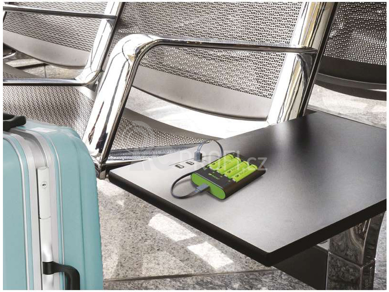 GP USB nabíječ U421 + 4AA GP ReCyko+