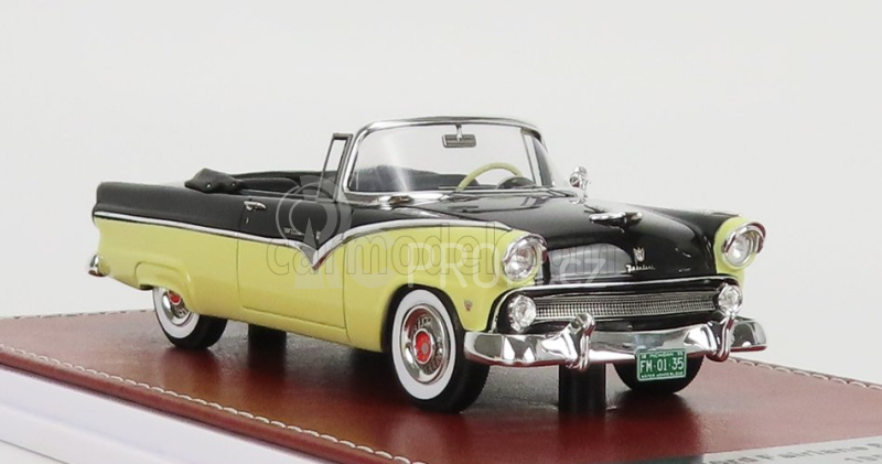 Great-iconic-models Ford usa Fairlane Sunliner Cabriolet 1955 1:43 Zlatobýl Černý