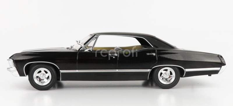 Greenlight Chevrolet Impala Sport Sedan 1967 1:24 Black