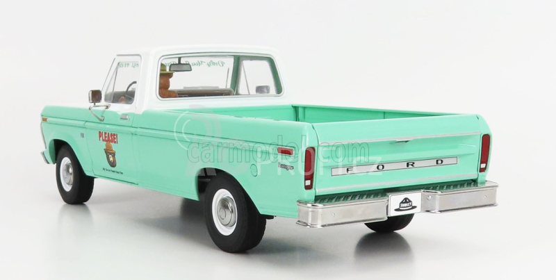 Greenlight Ford usa F-100 Pick-up Forest Service Green 1975 1:18, světle zelená