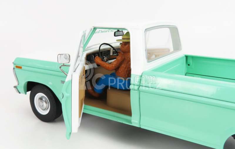 Greenlight Ford usa F-100 Pick-up Forest Service Green 1975 1:18, světle zelená