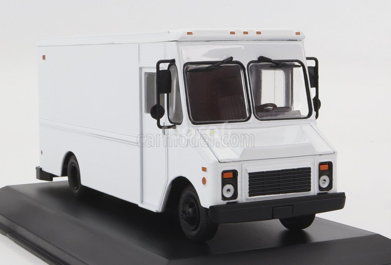 Greenlight Grumman Olson Van 1993 1:43 Bílá