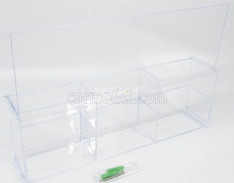 Greenlight Vetrina display box Lungh.cm 31.0 X Largh.cm 5.8 X Alt.cm 10.8 (lunghezza Interna Cm.10.0 Altezza Interna Cm 5.0) 1:64 Plastový Displej