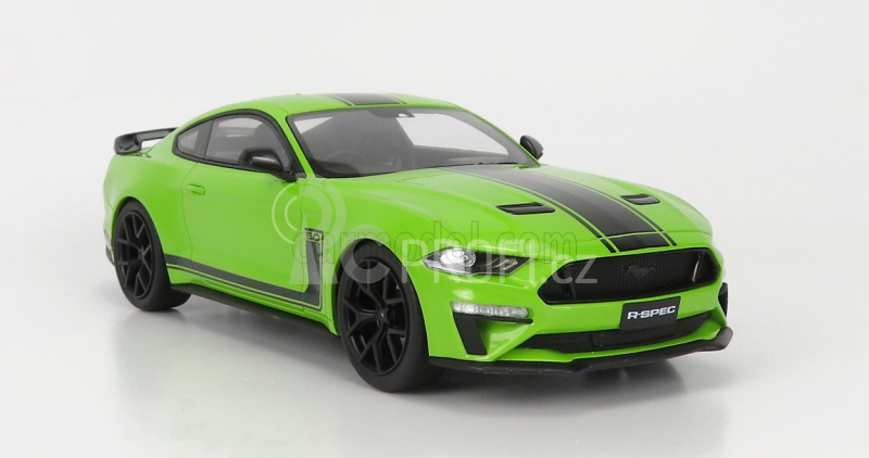 Gt-spirit Ford usa Mustang Coupe 5.0 R-spec Rhd 2020 1:18 Světle Zelená Černá