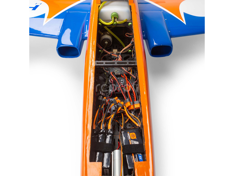 RC letadlo Hangar 9 Aermacchi MB-339 2.1m ARF, zatahovací podvozek