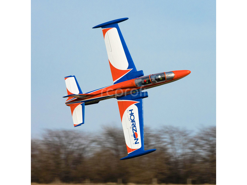 RC letadlo Hangar 9 Aermacchi MB-339 2.1m ARF, zatahovací podvozek