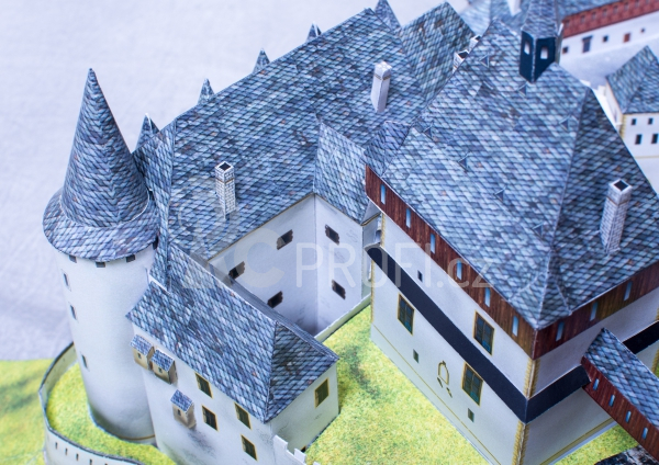 Hrad Karlštejn - papírový model 1:350