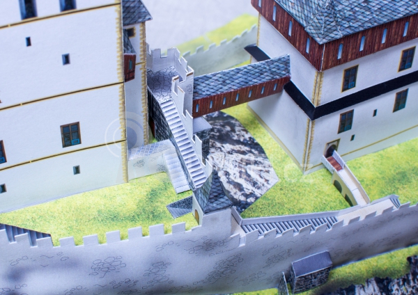 Hrad Karlštejn - papírový model 1:350