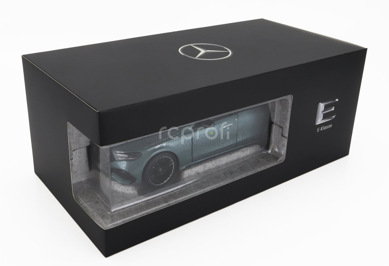 I-scale Mercedes benz E-class (w214) Amg Line 2024 1:18 Velmi Světle Zelená Met