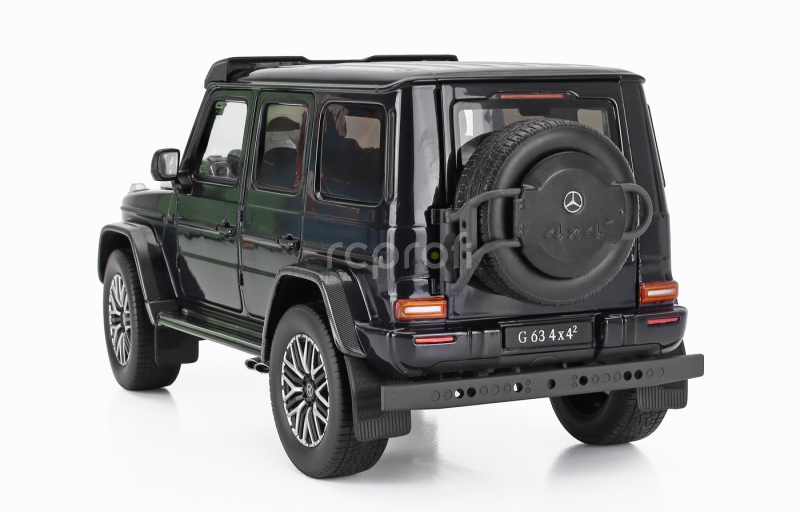 I-scale Mercedes benz G-class G63 Amg V8 Biturbo 4x4 (w463) 2022 1:18 Tmavě Modrá