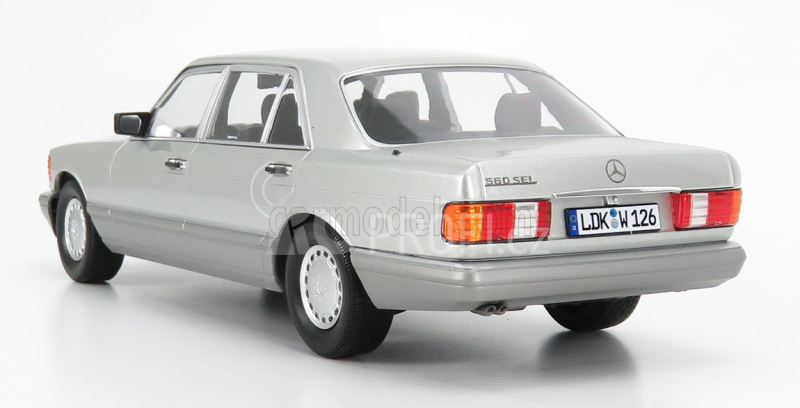 I-scale Mercedes benz S-class 560sel (w126) 2s 1985 1:18 Silver