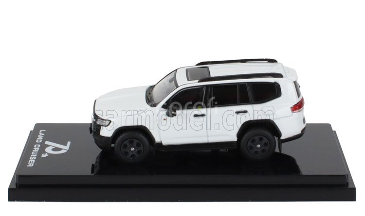 Ignition-model Toyota Land Cruiser (ja300w) Gr Sport 2023 - Black Red Interior 1:64 Bílá Perla