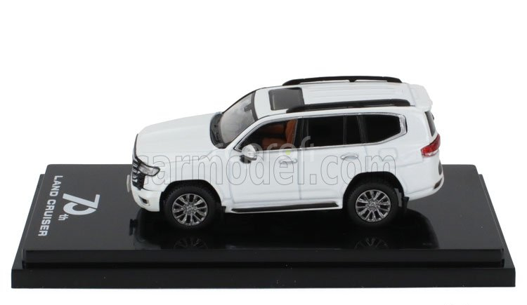 Ignition-model Toyota Land Cruiser (ja300w) Zx 2023 - Beige Interior 1:64 Bílá Perla