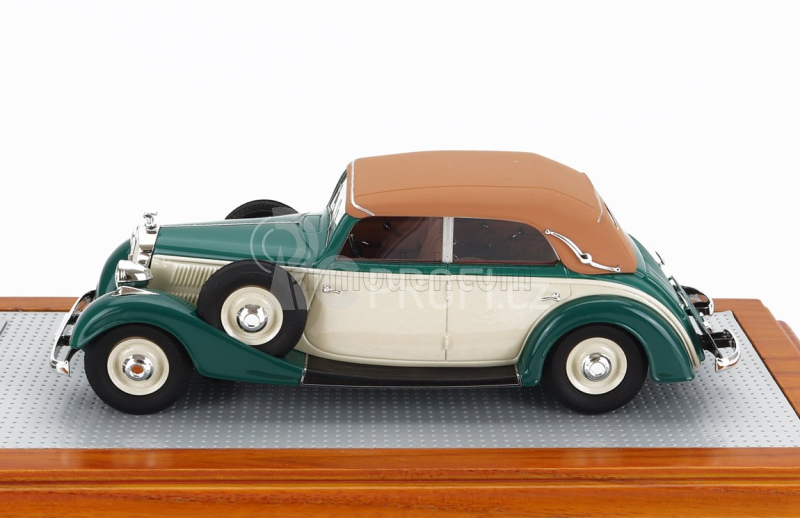 Ilario-model Horch 830 Bl Cabriolet Closed 1936 1:43 Zelená Béžová Hnědá