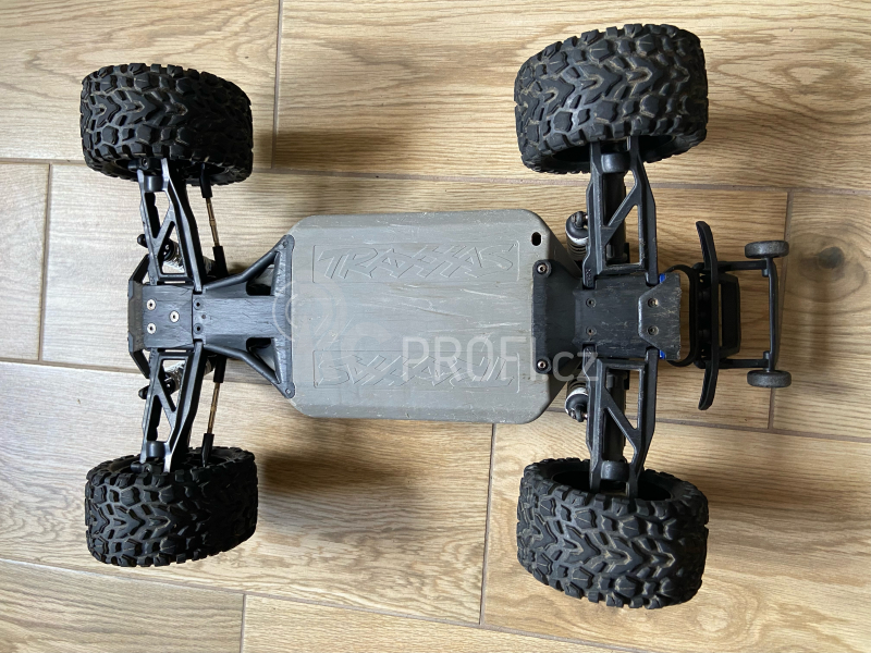 BAZAR - RC auto Traxxas Rustler 1:10 VXL 4WD TQi, červená