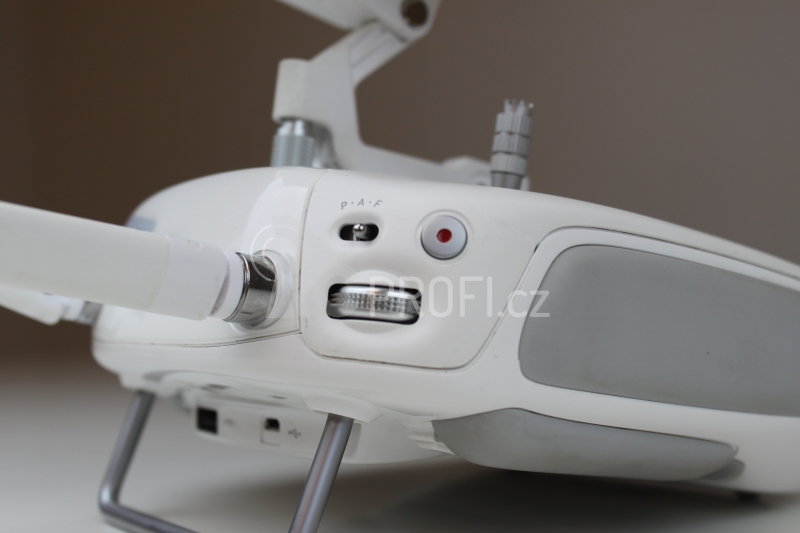 BAZAR - RC dron DJI Phantom 3 Professional (3x aku)