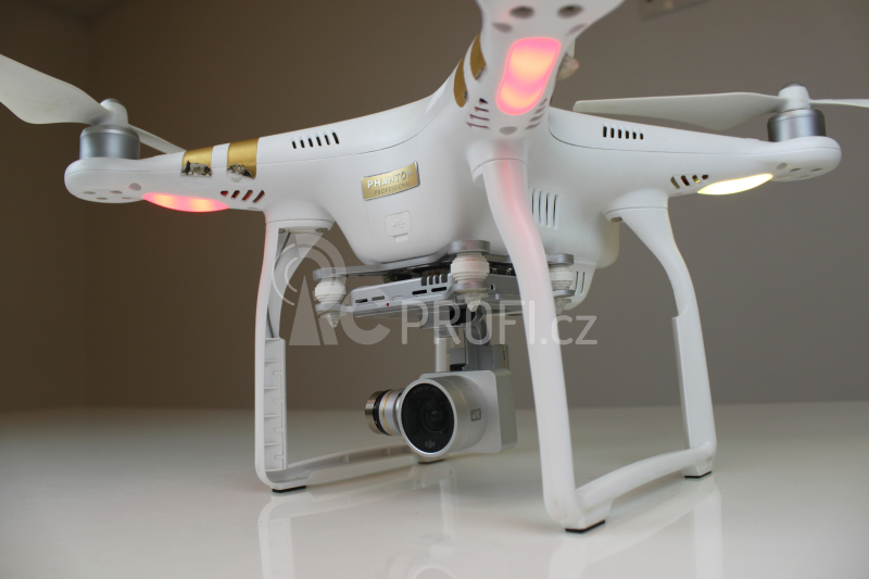 BAZAR - RC dron DJI Phantom 3 Professional (3x aku)