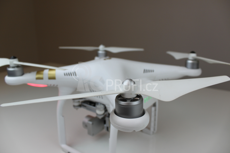 BAZAR - RC dron DJI Phantom 3 Professional (3x aku)