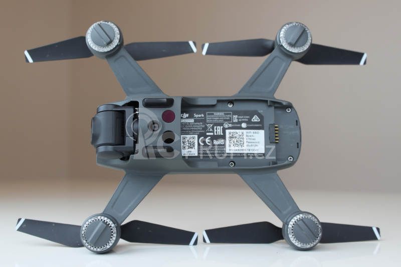 BAZAR - RC dron DJI Spark (Alpine White version)
