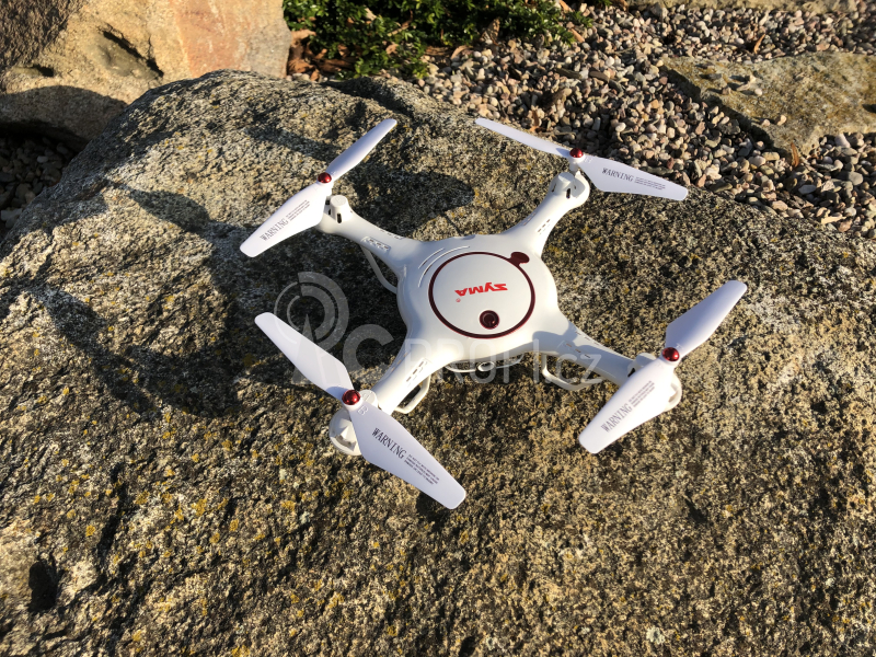 Dron Syma X5UW-D, bílá + náhradní baterie