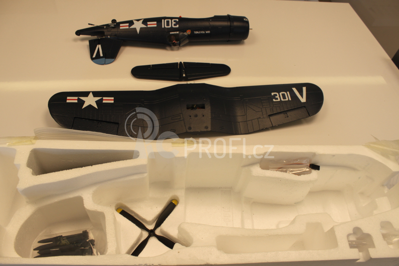 BAZAR - F4U Corsair V2 (Baby WB) ARF