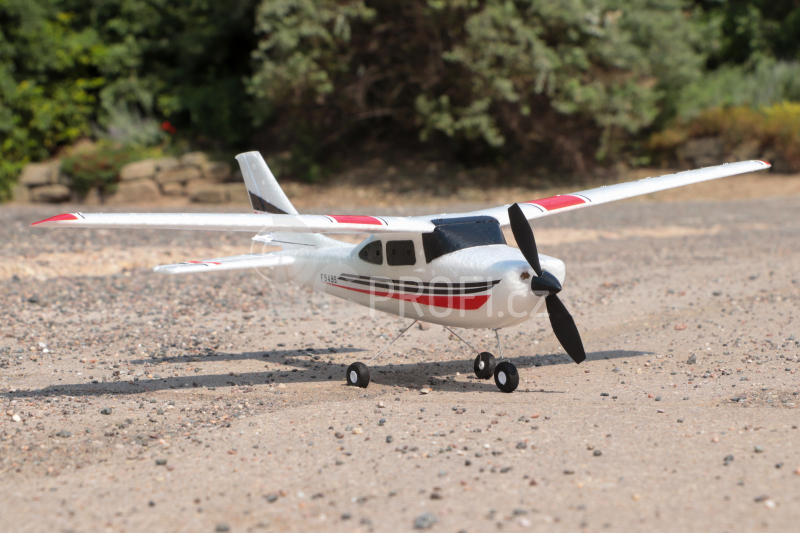 RC letadlo Cessna 182