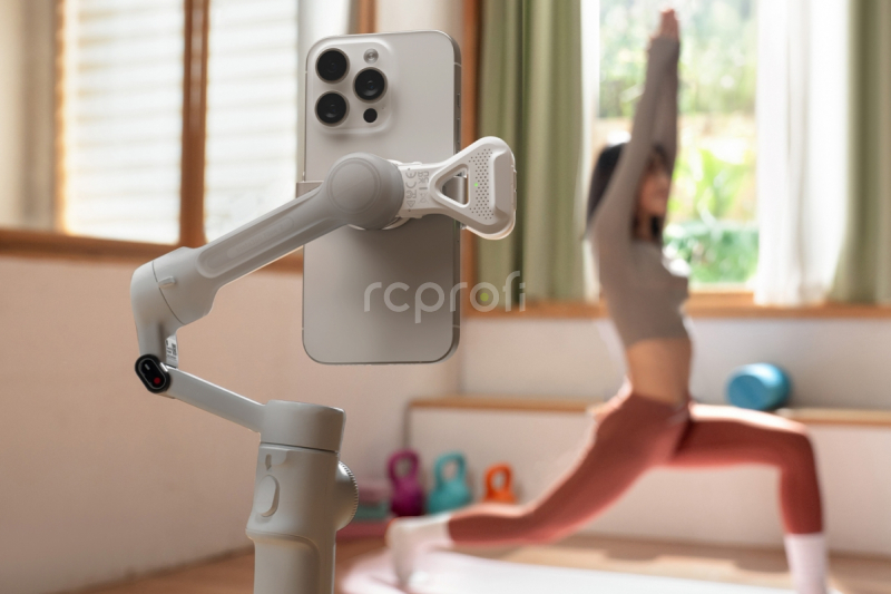 Insta360 Flow 2 AI Tracker Bundle (šedá)