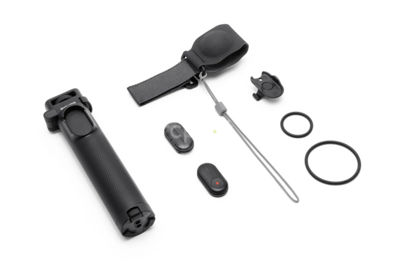 Insta360 Skládací Selfie tyč 2v1 s mini dálkovým ovládáním