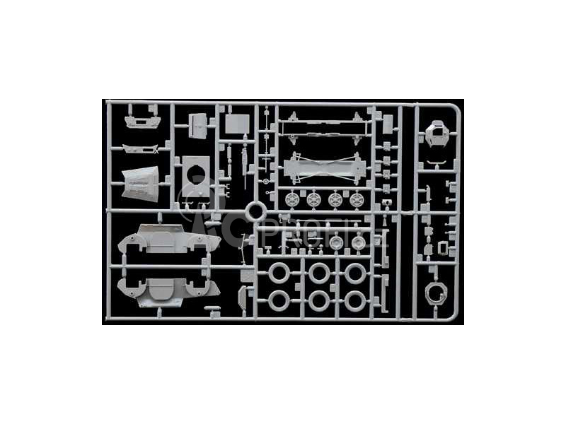 Italeri Autoblinda AB41 (1:72)