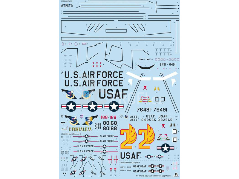 Italeri Boeing B-52G Stratofortress Early version (1:72)