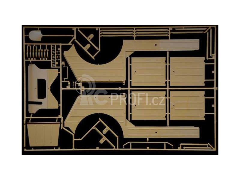 Italeri Kdf.1 Typ 82 Kübelwagen (1:9)