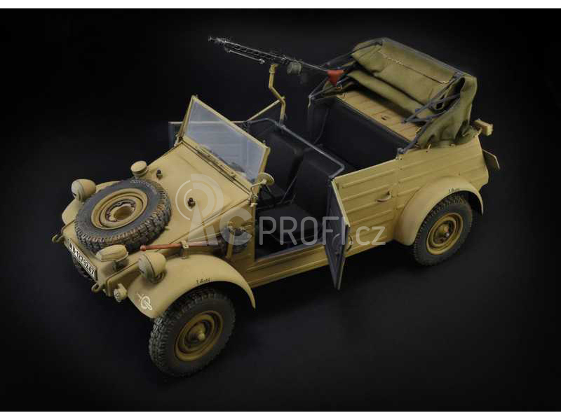 Italeri Kdf.1 Typ 82 Kübelwagen (1:9)