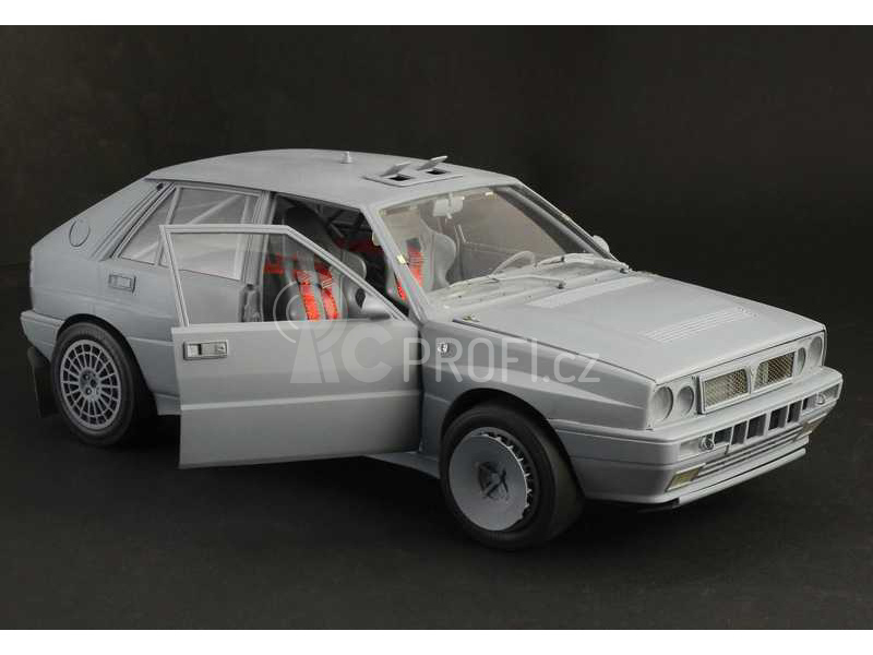 Italeri Lancia Delta HF Integrale (1:12)