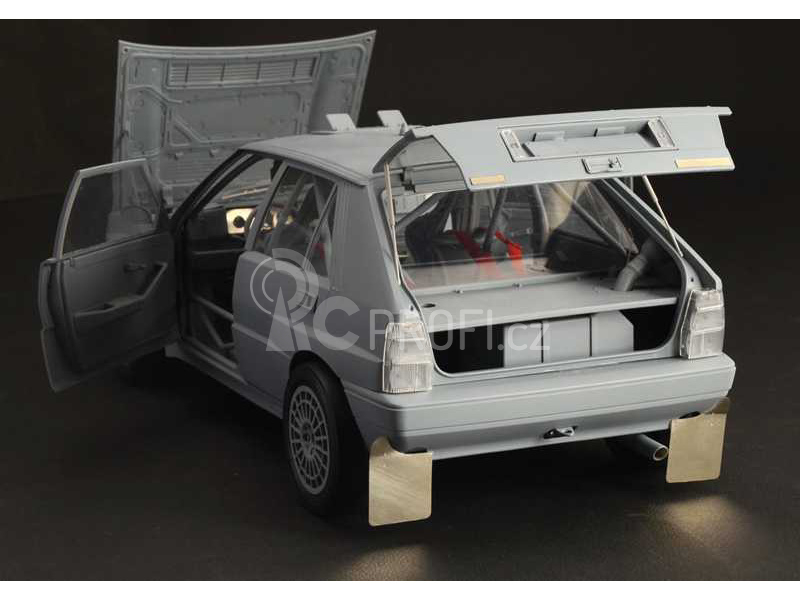 Italeri Lancia Delta HF Integrale (1:12)