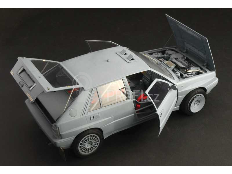 Italeri Lancia Delta HF Integrale (1:12)