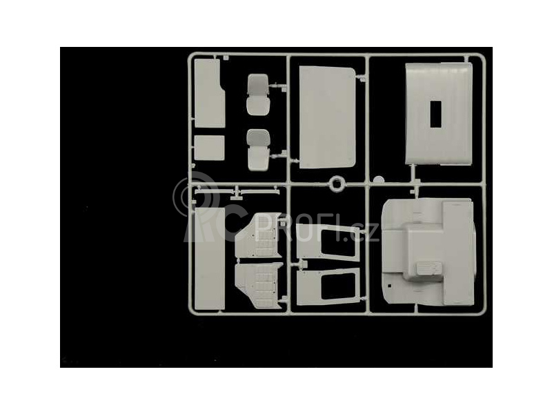 Italeri MAN F8 19.321 4x2 (1:24)