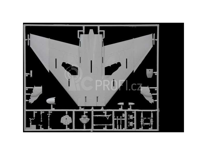 Italeri McDonnell Douglas F-4J Phantom II (1:48)