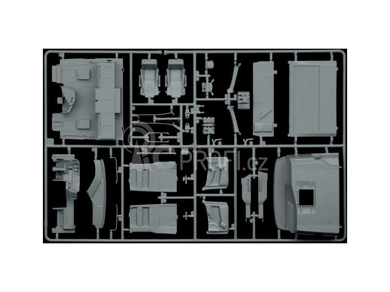 Italeri Mercedes-Benz ACTROS MP4 Giga Space (1:24)