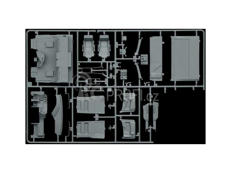 Italeri Mercedes-Benz MP4 Big Space (1:24)