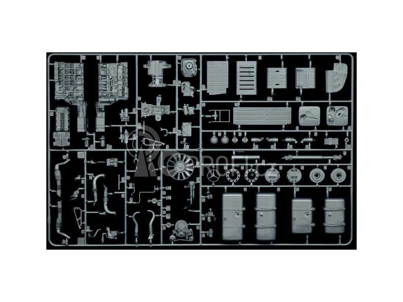 Italeri Mercedes-Benz MP4 Big Space (1:24)