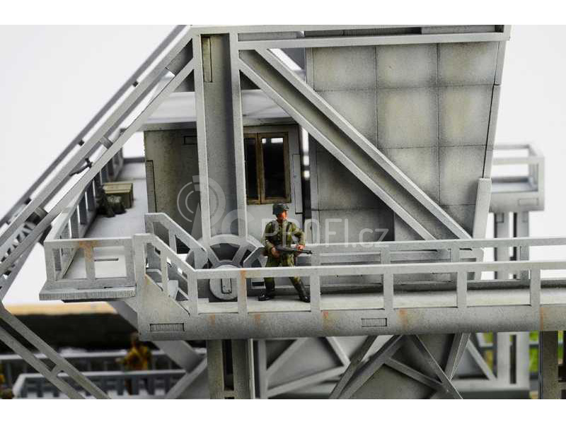 Italeri Pegasus Bridge Airborne Assault (1:72)