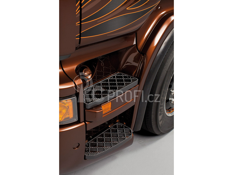 Italeri SCANIA R BLACK AMBER (1:24)