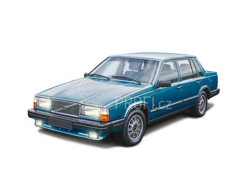 Italeri Volvo 760 GLE (1:24)