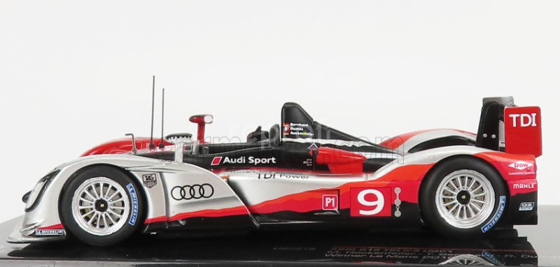 Ixo-models Audi R15 Tdi Plus 5.5l Turbo V10 Diesel Team Audi Sport North America N 9 Winner 24h Le Mans 2010 Romain Dumas - Timo Bernhard - Mike Rockenfeller 1:43 Červená Černá Stříbrná
