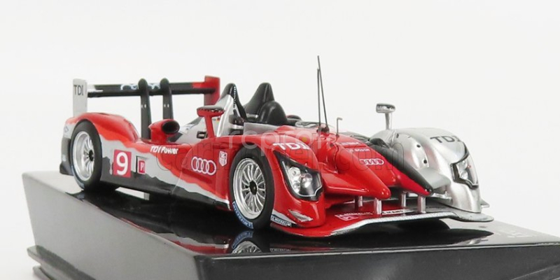 Ixo-models Audi R15 Tdi Plus 5.5l Turbo V10 Diesel Team Audi Sport North America N 9 Winner 24h Le Mans 2010 Romain Dumas - Timo Bernhard - Mike Rockenfeller 1:43 Červená Černá Stříbrná