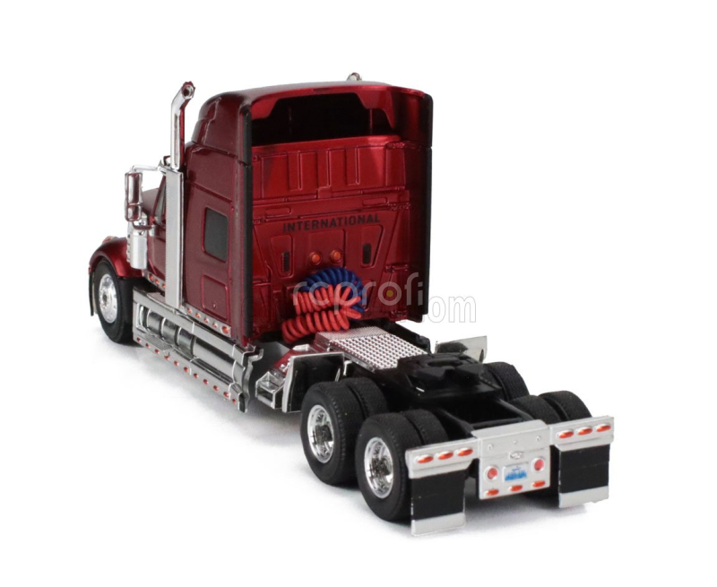 Ixo-models International Lonestar Tractor Truck 3-assi 2010 1:64 Red