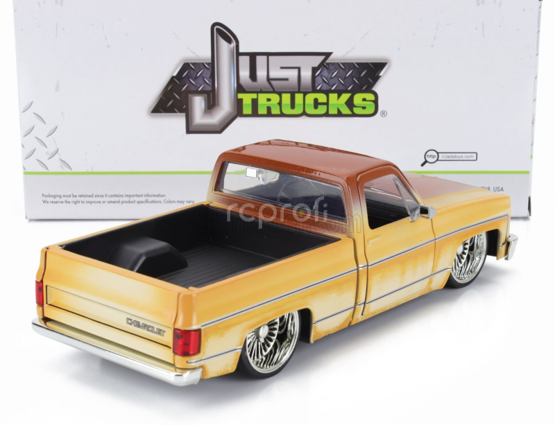 Jada Chevrolet C-10 Pick-up Custom 1985 1:24 2 Tóny Krémově Hnědé