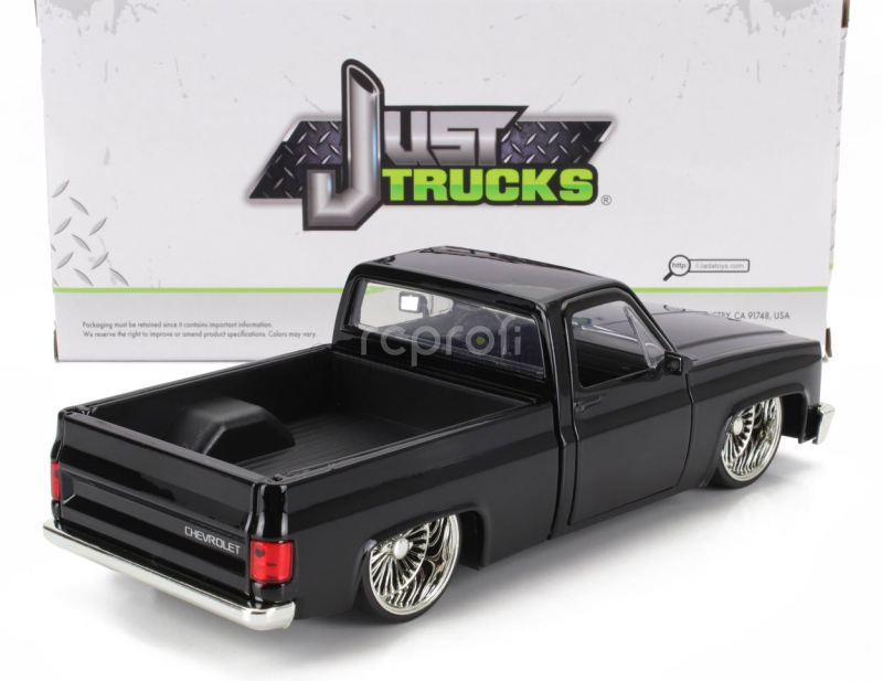 Jada Chevrolet C-10 Pick-up Custom 1985 1:24 Black