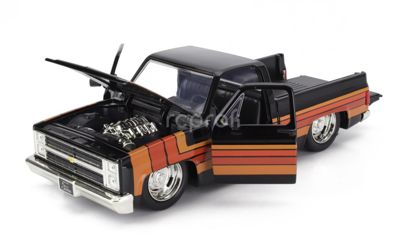 Jada Chevrolet C-10 Pick-up Custom 1985 1:24 Černá Hnědá